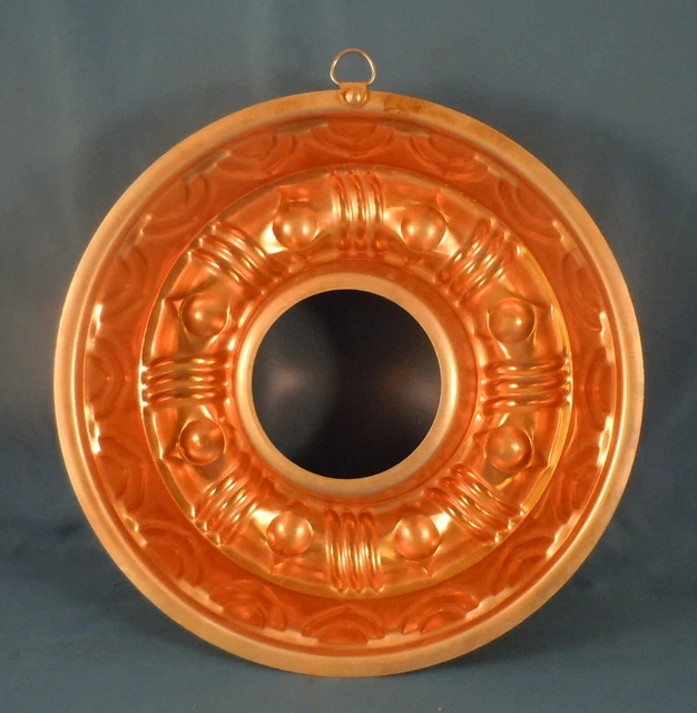 MOLDE CIRCULAR - Pequeña gelatina en tono cobre colgante de pared - 8,5" de diámetro
