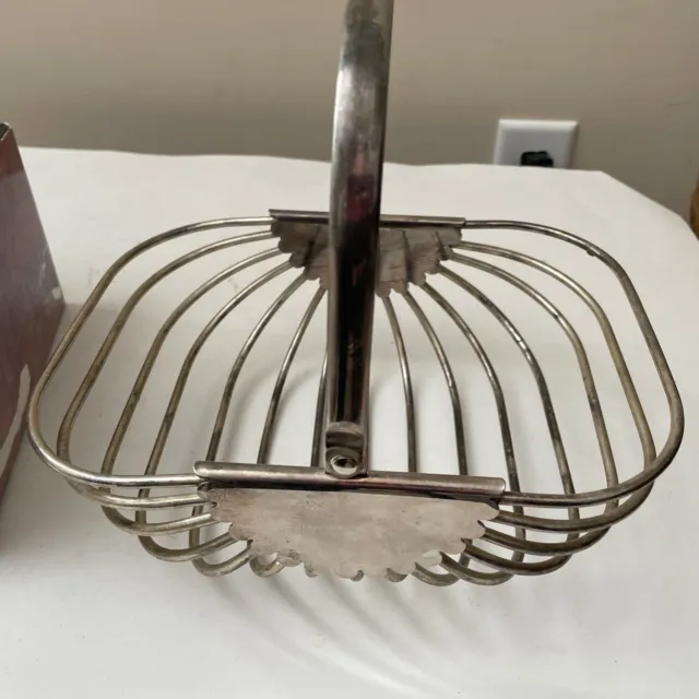 Vintage Silver Plated Wire Basket W/ Moveable Handle International Silver Co.