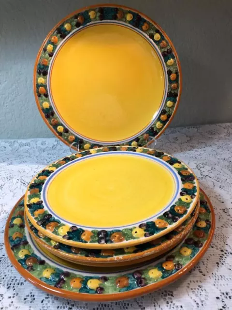 DELLA ROBBIA MAJOLICA Pottery ITALY YELLOW FRUIT Dinner & Salad Plates