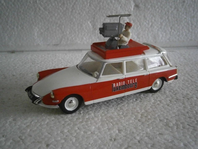 AU590 NOREV 1/43 CITROEN ID19 BREAK RTL RADIO TELE LUXEMBOURG CAMERAMAN 155020