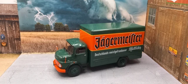 Mercedes-Benz LP608 truck Jägermeister Racing team