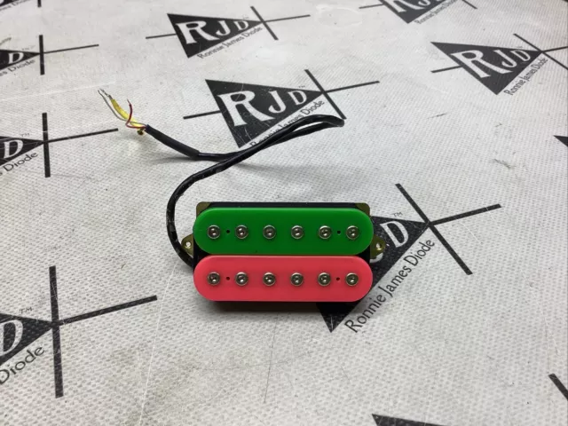 Pastilla Dimarzio DP156 Humbucker de Hell F espaciada rosa verde