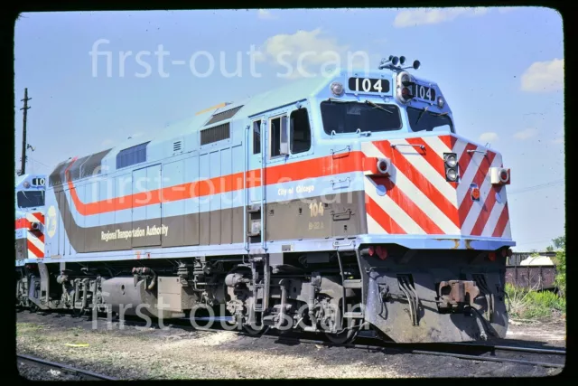 L Original Slide - RTA Chicago 104 EMD F40PH June 1978