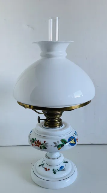 Alte antike Petroleum Lampe  Tisch Leuchte Öllampe  Glas RARE Zylinder  bemalt