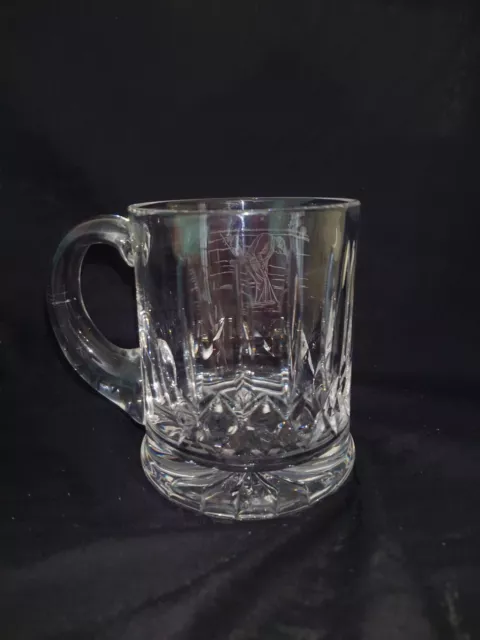 Edinburgh Crystal One Pint Tankard Etched With Golfer Putting.