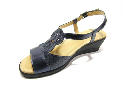 Sandali scarpe da donna CINZIA SOFT in pelle estivi con cinturino bassi eleganti Sandali scarpe da donna CINZIA SOFT in pelle estivi con cinturino bassi eleganti