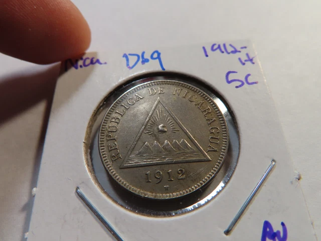 D69 Nicaragua 1912-H 5 Centavo AU