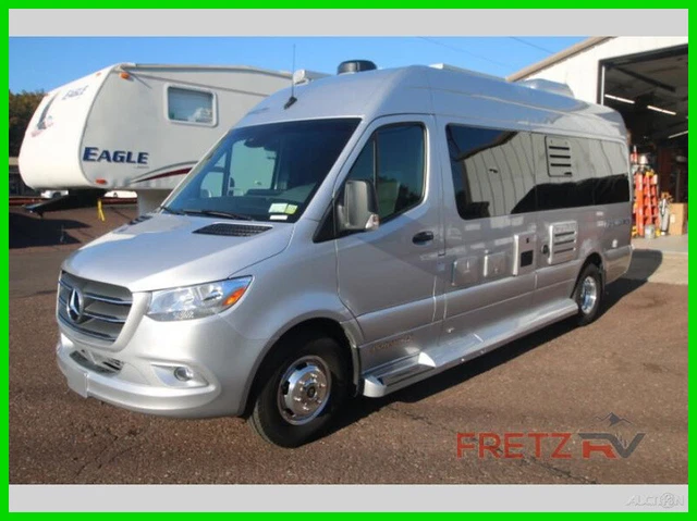 2022 Pleasure-Way Plateau TS Used 2022 Pleasure-Way Plateau TS Used