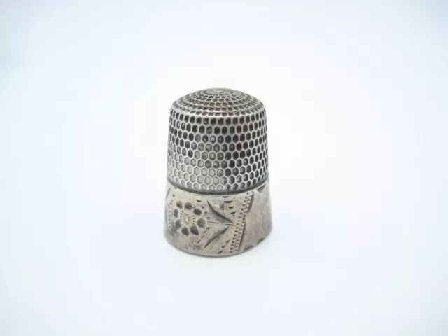 Simons Brothers Antique Sterling Silver Flower Leaf Sewing Thimble Size 10