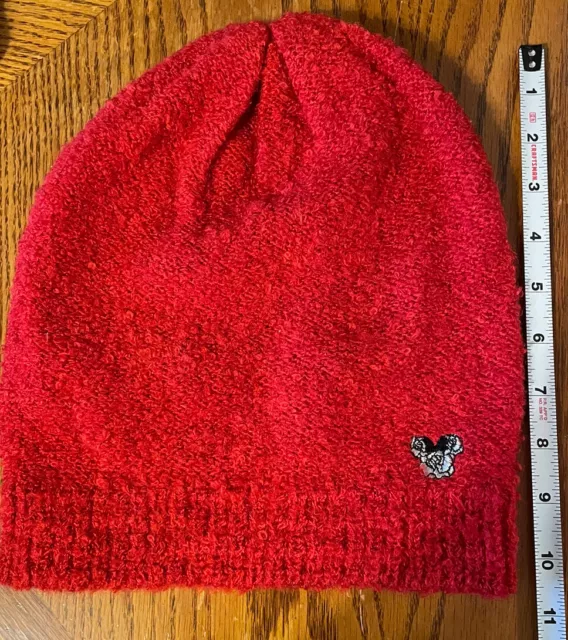 Womens MINNIE MOUSE SLOUCH BEANIE Fuzzy Marled Red Winter Knit Hat DISNEY PARKS 2