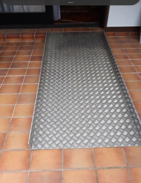 Rollstuhlrampe Auffahrrampe Rollstuhl Rollator Aluminium ca. 220 cm x 93 cm