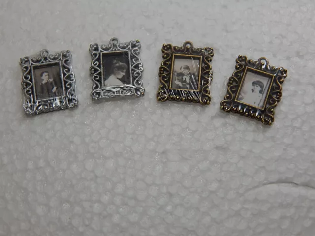 Dollhouse Miniature #Z285 1:12 Scale Small Picture Frames 4 pcs set