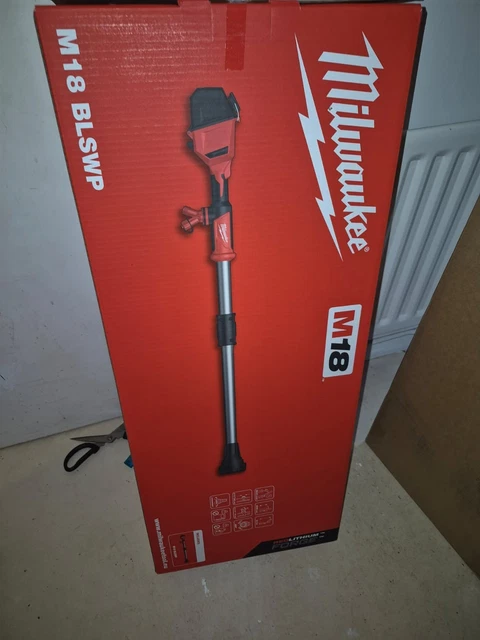 Pompe De Transfert à Perche Sans Balais M18MC | Milwaukee Tool