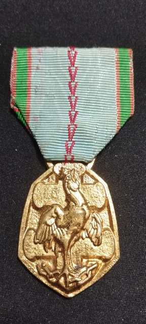 Médaille Militaire Guerre 39/45 - Taille Ordonnance - Fabrication Française