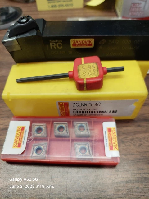 Sandvik Coroturn DDJNR 16 4C 1" shaft indexable lathe tool holder +5 insert CNMG
