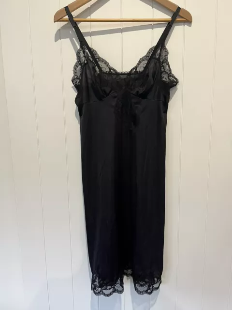 Petticoat Women’s Kayser Size 12 Black Lace Trim Ribbon Straps Nylon Classic