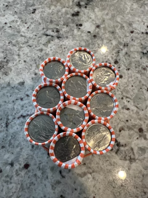 1 Roll of Unsearched Bank Sealed Quarters 40 coins ($10 FV).