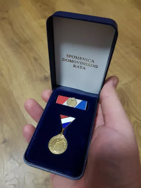 Orden Medaille Spomenica Domovinskog Rata emailiert Kroatien Hrvatska Croatia