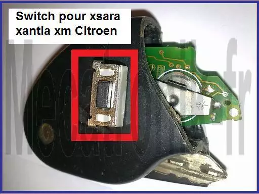 Switch bouton pour clé pliante telecommande 806 Citroen Xsara Xantia Xm Evasion