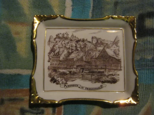 Lindner kleines Wandbild Porzellan Goldrand Länge: ca. 13cm