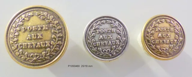 Lot de 3  boutons anciens    :  La POSTE aux CHEVAUX    25/18 mm