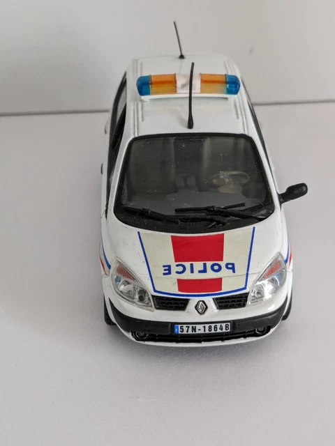 Miniature Universal Hobbies 1/43 – Renault Scenic 2003 Police – Occasion, Très Bon état
