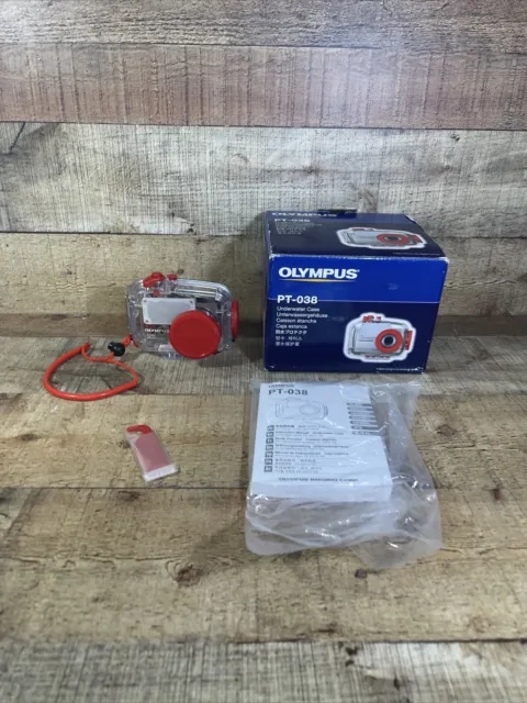 Olympus PT-038 Underwater Housing  Olympus FE-230/280 w/ Box, Manual