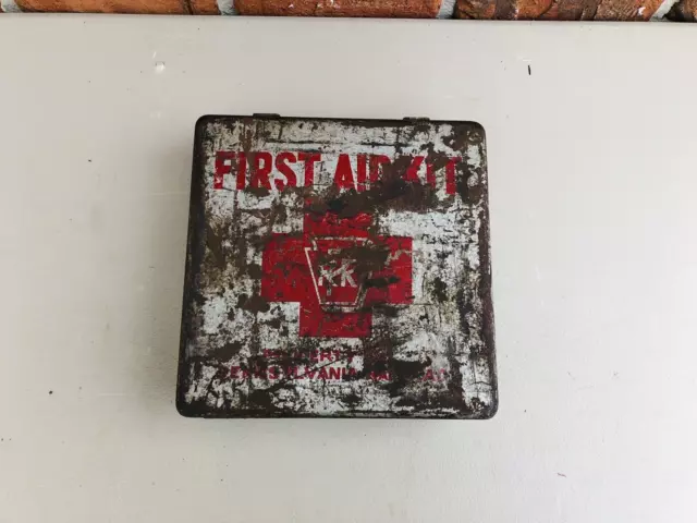 Vintage Pennsylvania Railroad PRR Metal Wall Mount First Aid Kit w/ contents