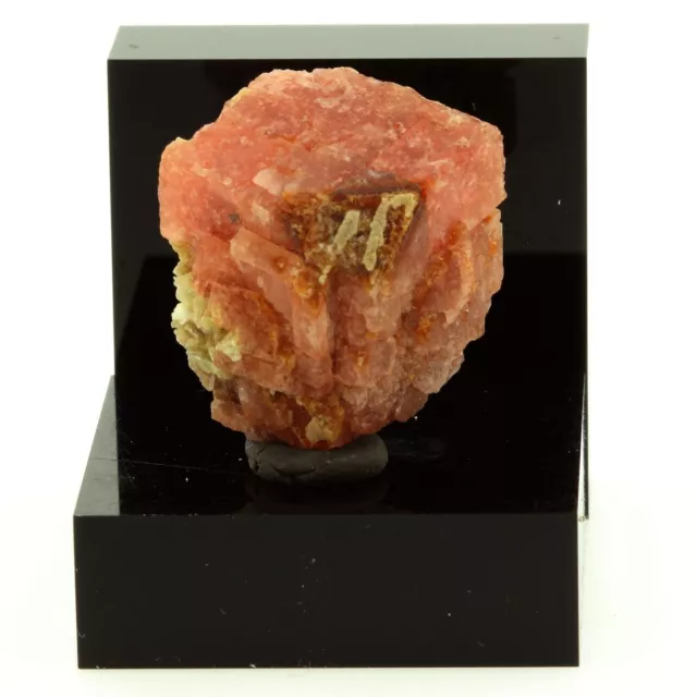 Minéraux collection. Rhodochrosite. 41.12 ct. Mont Saint-Hilaire, Québec, Canad