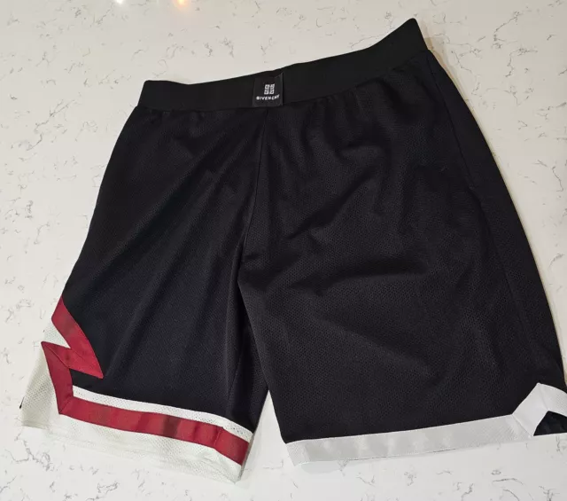 Givenchy Men's Bermuda/Basketball Shorts Size Large NWT, Made In Italy