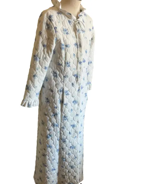 MISS ELAINE NIGHTGOWN Robe Set Medium Womens Quilted Floral Blue White ...