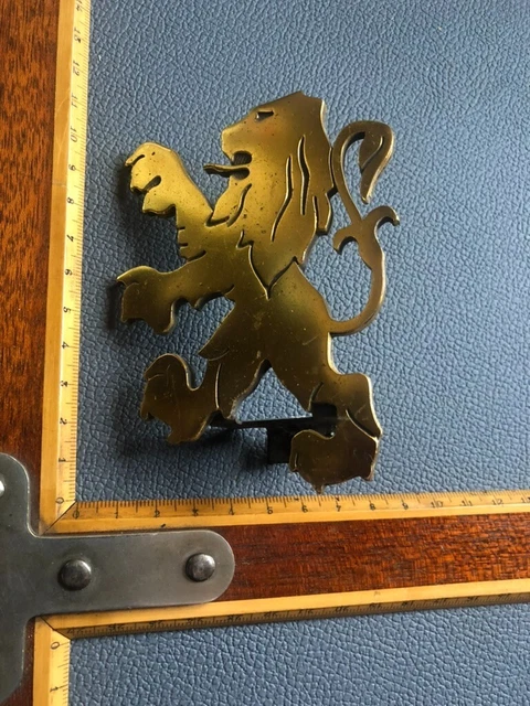 Emblème Lion Ancien Peugeot - Calandre En Laiton Doré - Occasion Bon État