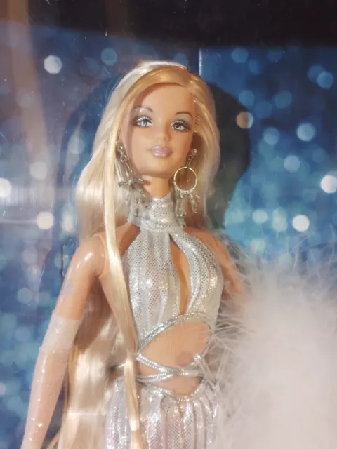 2001 Mattel Barbie Doll Diva Gone Platinum Collector Edition #52739