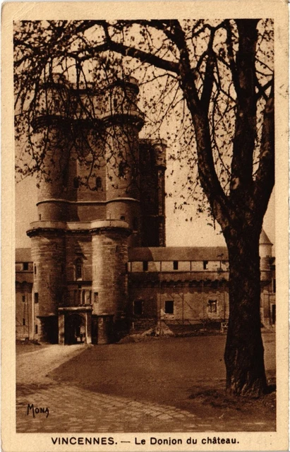 CPA Vincennes Le Donjon du chateau (1346865)