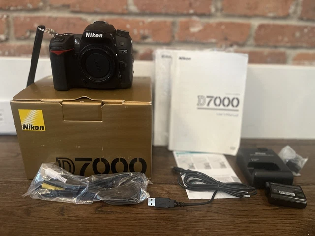 MINT Nikon D7000 16.2 MP Digital SLR Camera Body Black 6,400 shots