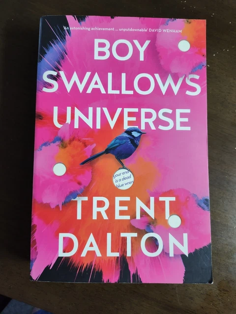 Boy Swallows Universe - SIGNED First Edition by Trent Dalton *** RARE ***