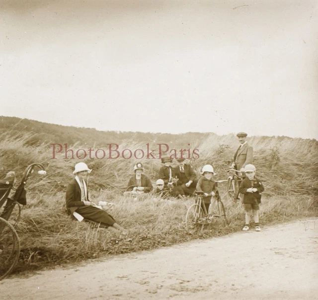 France Famille à la campagne c1930 Photo Plaque Stereo Vintage V33L19n