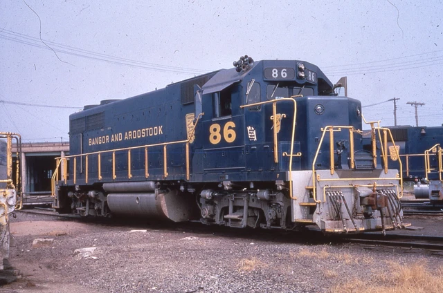 Duplicate  Train Slide Bangor Aroostook GP-38 #86 07/1968 No. Maine JCT