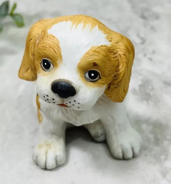 Vintage Porcelain Sitting Tan White Cocker Spaniel Puppy Dog Figurine Homco