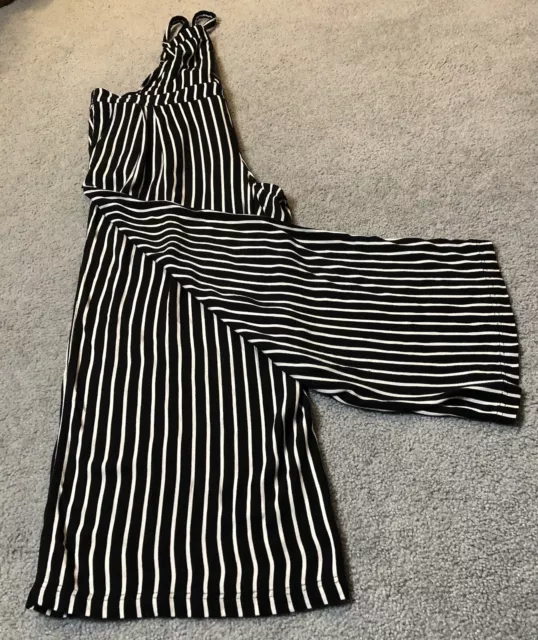 Torrid Woman’s Overall Jumpsuit Sz 1 Wide Leg Black White Stripes Rayon Backless