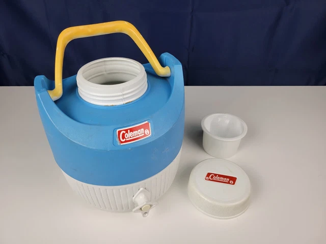 Vintage Coleman Water Jug W/ Spout Blue Plastic Thermos Cooler 1 Gallon 1979