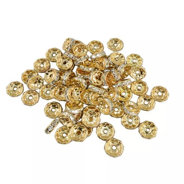 Ronda de estrás con cuentas de chamballa de oro en varios tamaños y cantidades