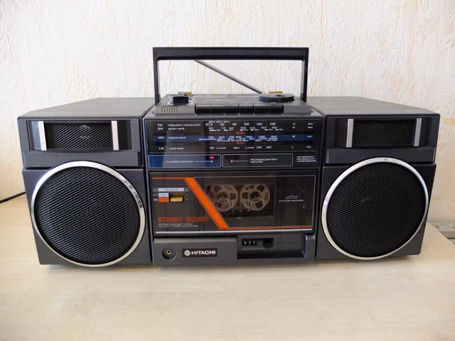 Ghettoblaster Hitachi TRK-930E – Boombox Vintage – Fonctionnel – Occasion