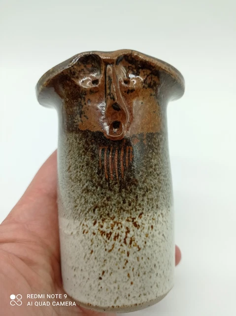 Petit Vase Céramique Anthropomorphe DLG Thierry Et Chantal Robert