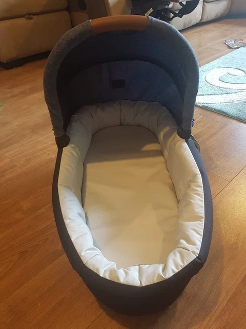 Mamas & Papas Sola 2 Carrycot Stube Marineblau Marl Brandneu 3