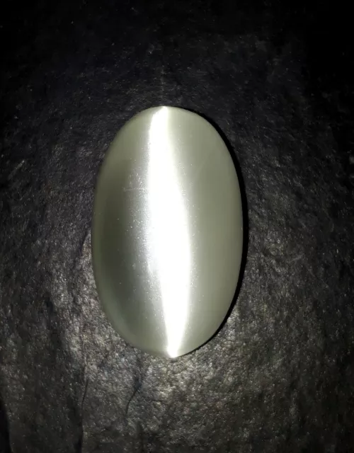 58 Cts Beautiful Natural White Color Oval Cabochon Chrysoberyl Cats Eye ZZ11