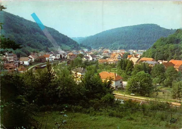 JPGEB3337 - LUTZELBOURG vue générale
