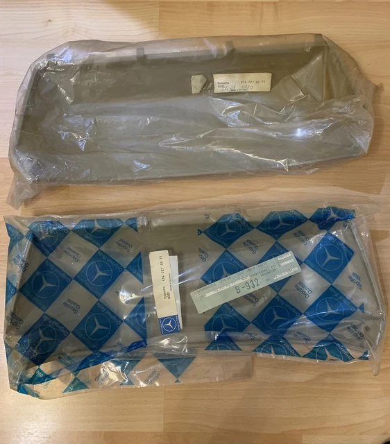 Mercedes-Benz SL 107 Under Bonnet Insulation 1076820326