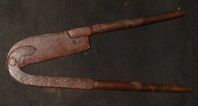 Antique Indian Ethnic Old Iron Supari Cutter Betel Nut Cutter Collectible 2