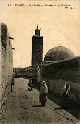 CPA morocco oudjda ak-Arab street and minaret of the mosque (281195)